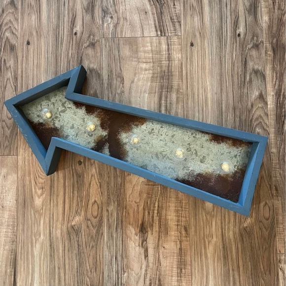 Wood and Metal Arrow Wall Decor - Picture 2 of 3